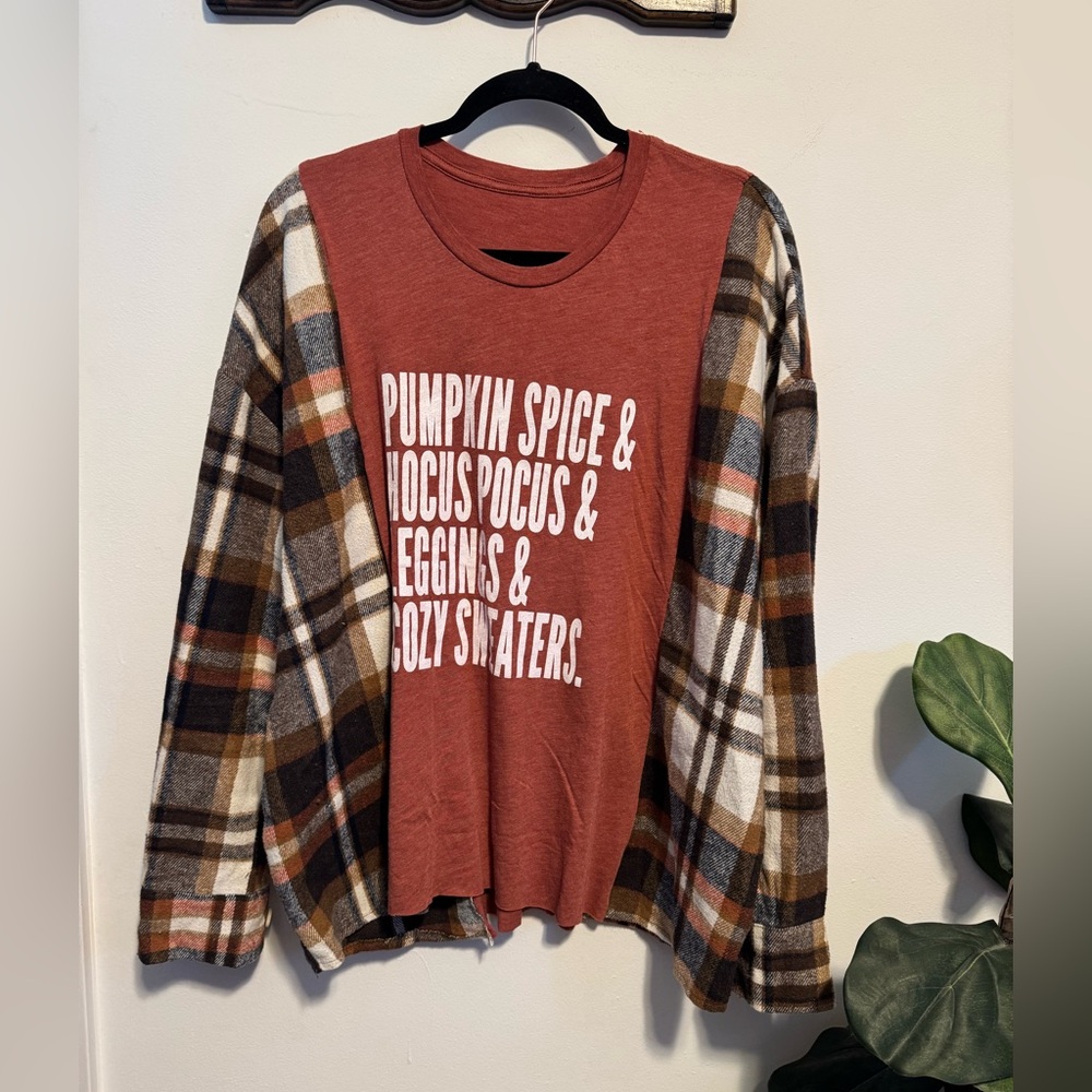 Plaid Sleeve Graphic Women's Top
